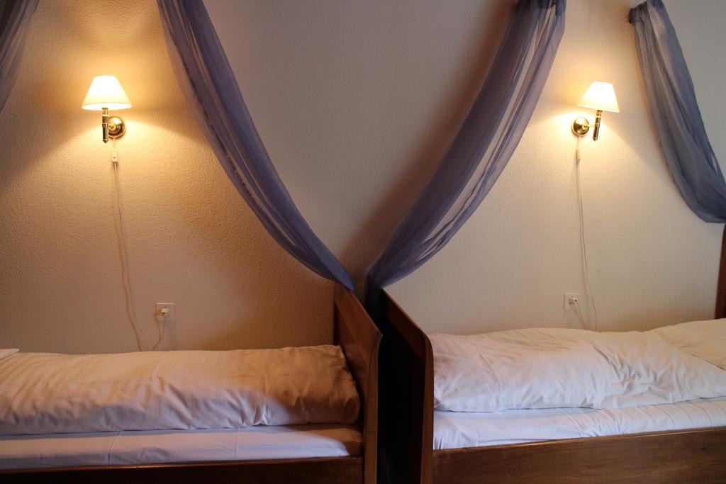 Hotel Restaurant Jungfrau 라우터브루넨 객실 사진