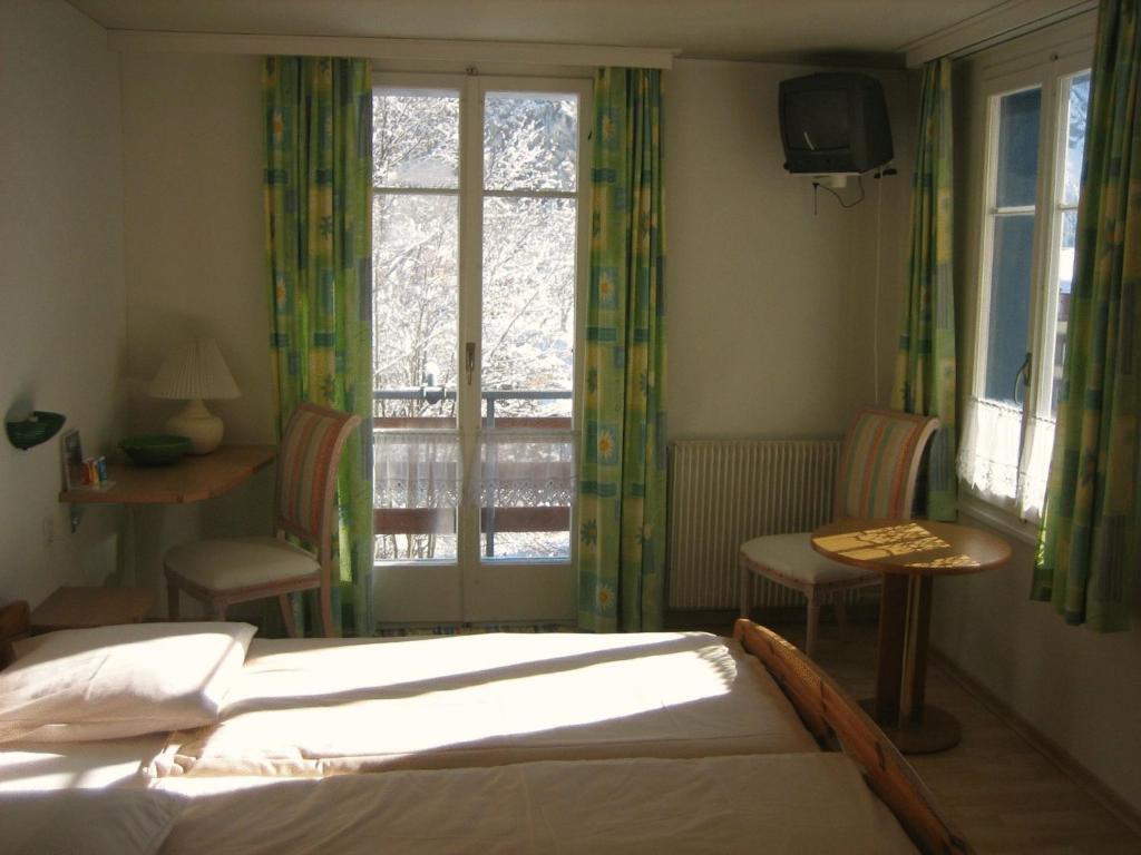 Hotel Restaurant Jungfrau 라우터브루넨 외부 사진