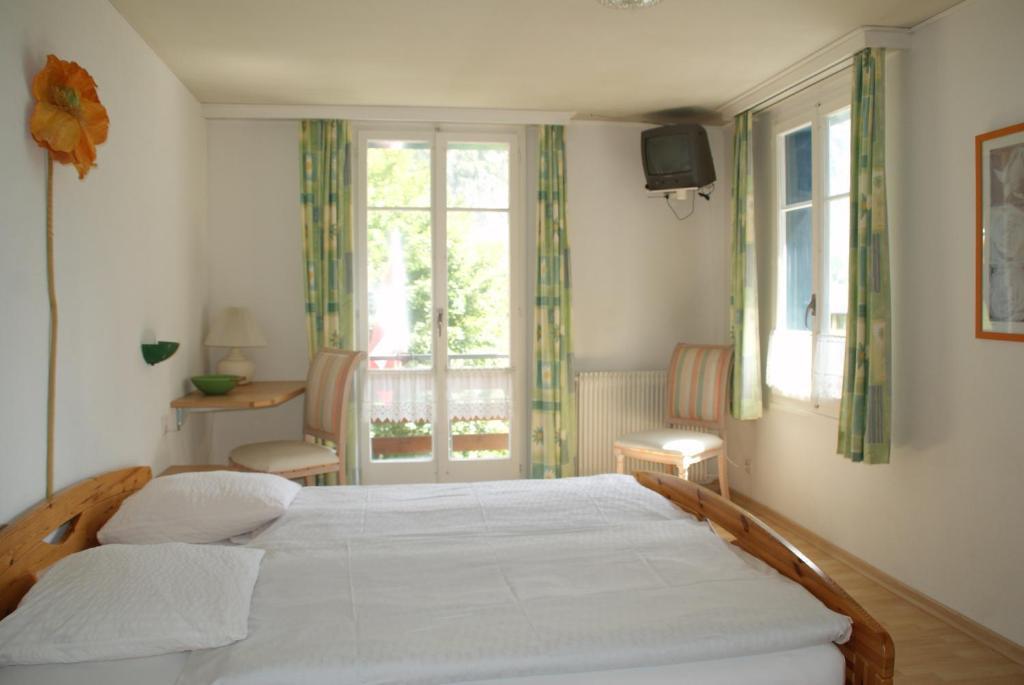 Hotel Restaurant Jungfrau 라우터브루넨 외부 사진